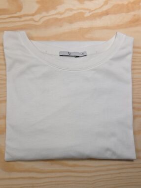 Uniqlo +J White Supima Cotton Men's T-Shirt (Large)